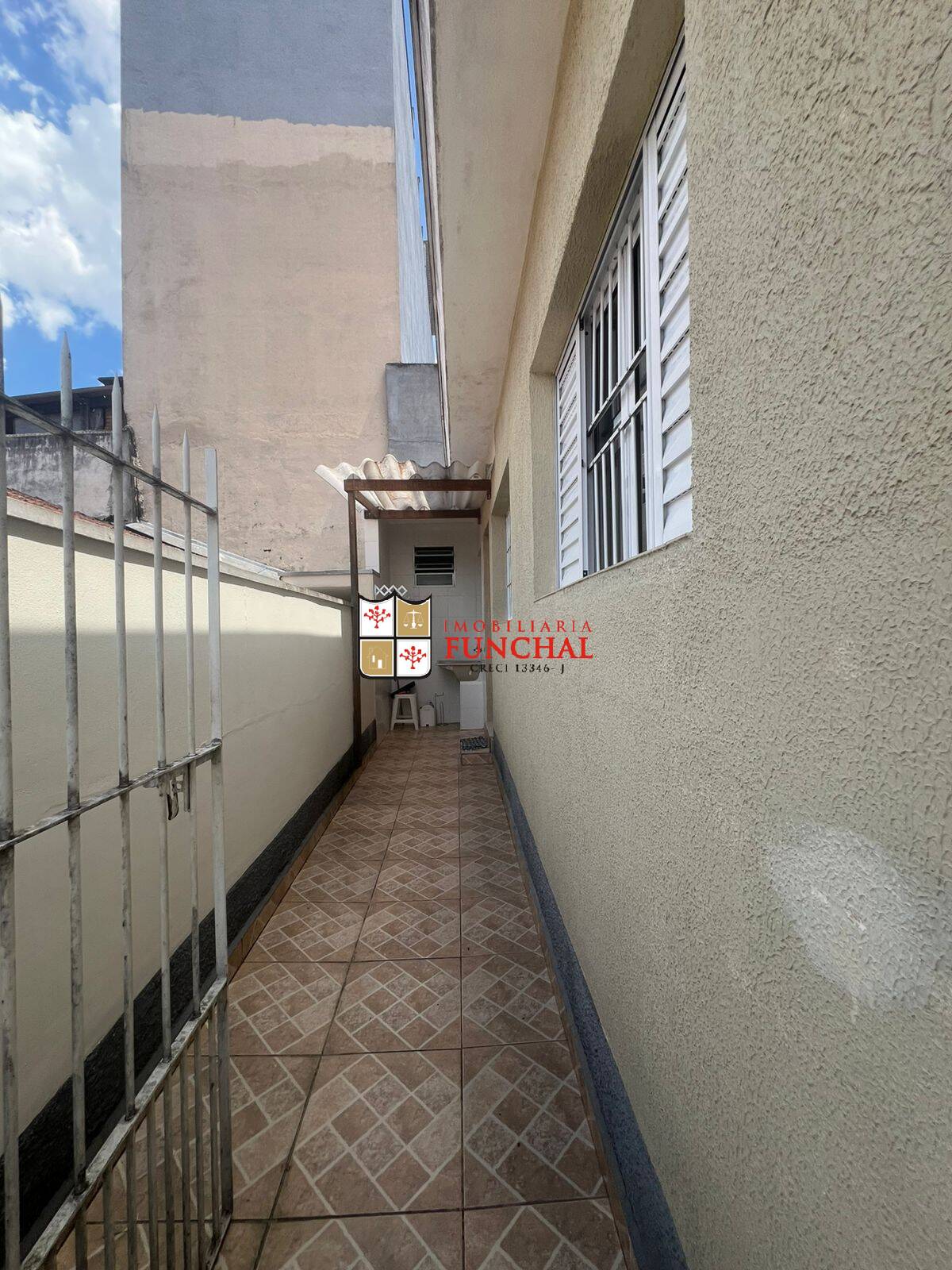 Casa para alugar com 1 quarto, 40m² - Foto 5
