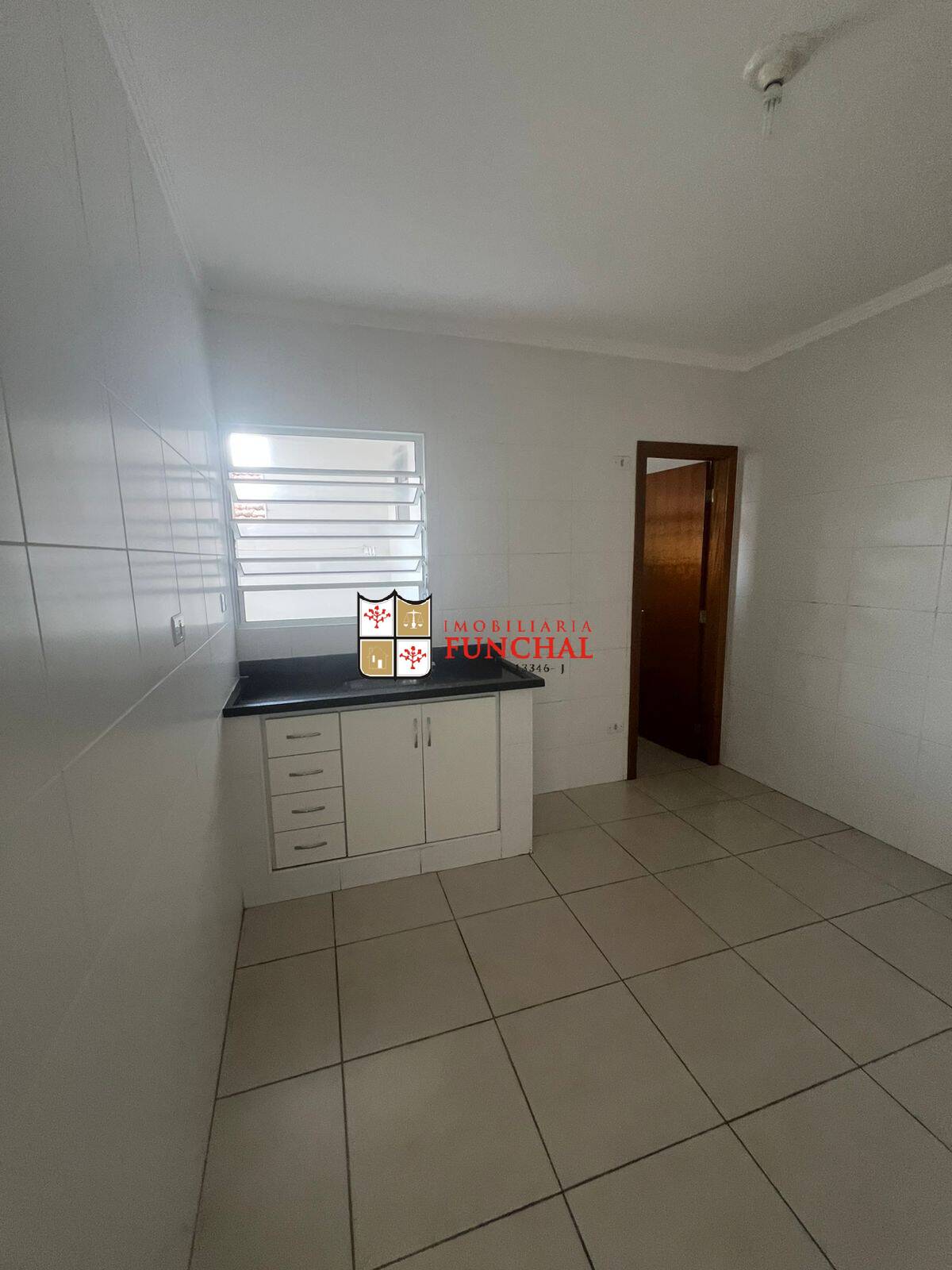 Casa para alugar com 1 quarto, 40m² - Foto 4