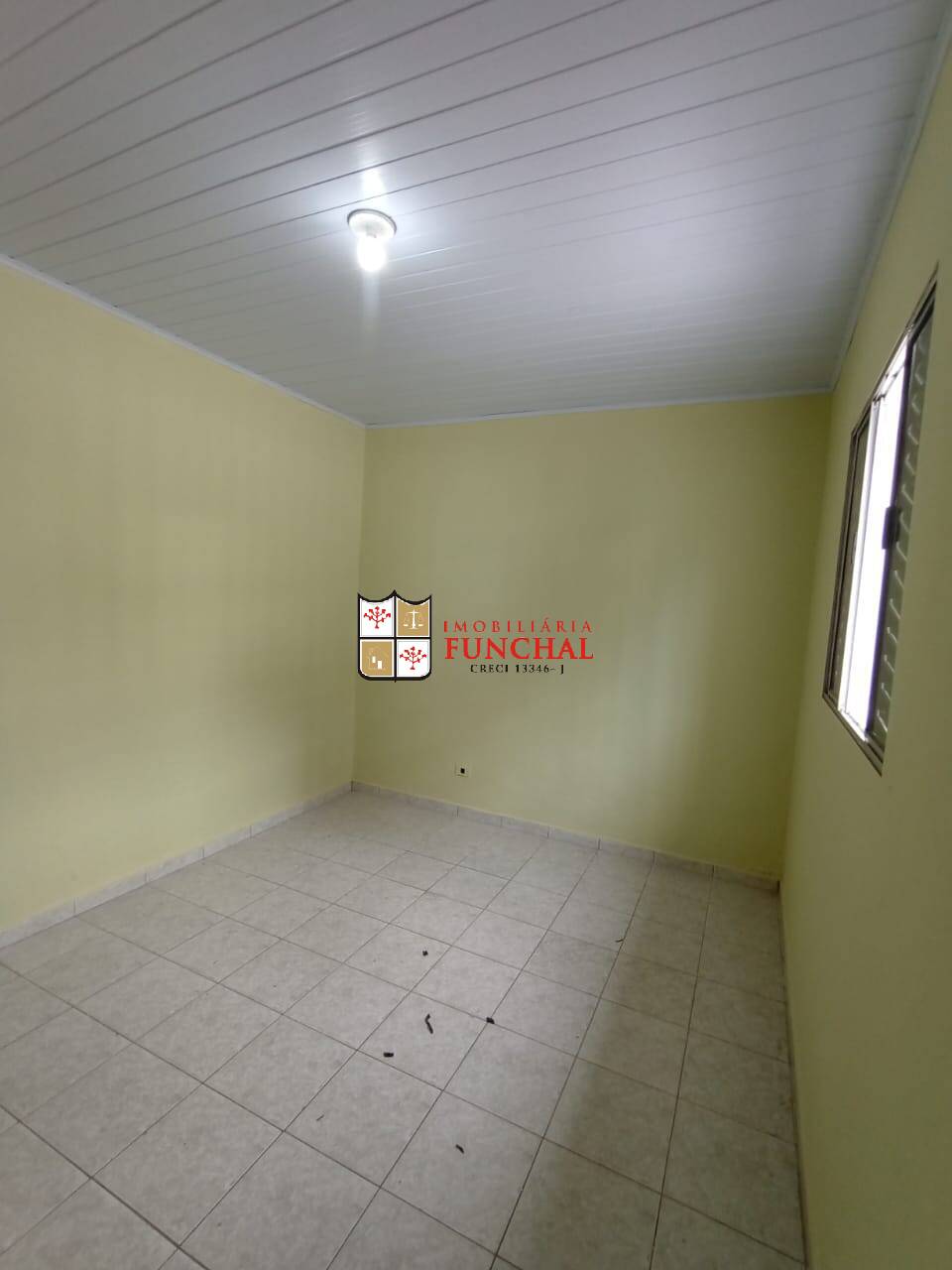 Casa para alugar com 3 quartos, 80m² - Foto 7