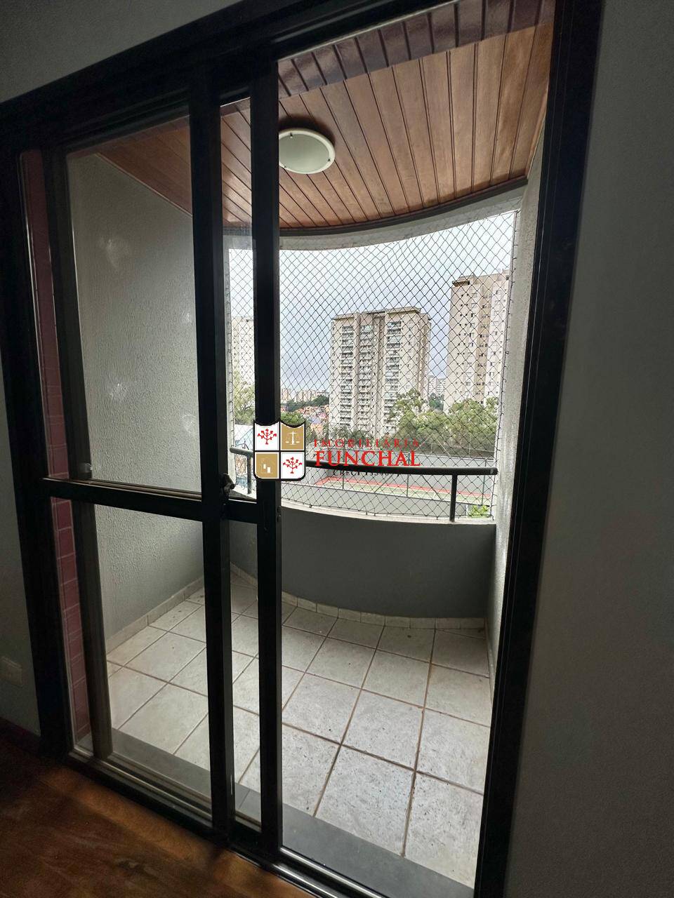 Apartamento à venda e aluguel com 3 quartos, 96m² - Foto 4