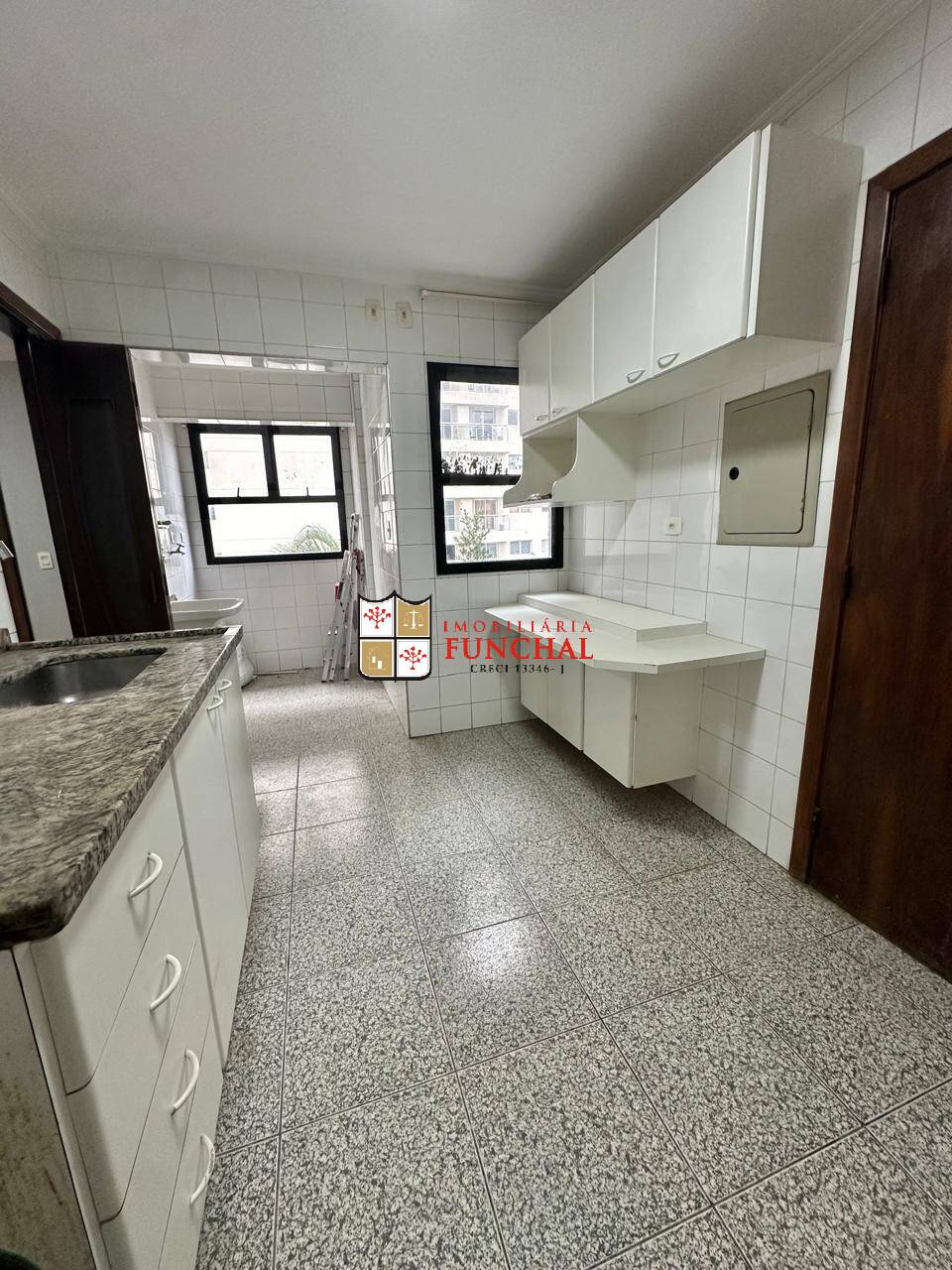 Apartamento à venda e aluguel com 3 quartos, 96m² - Foto 6