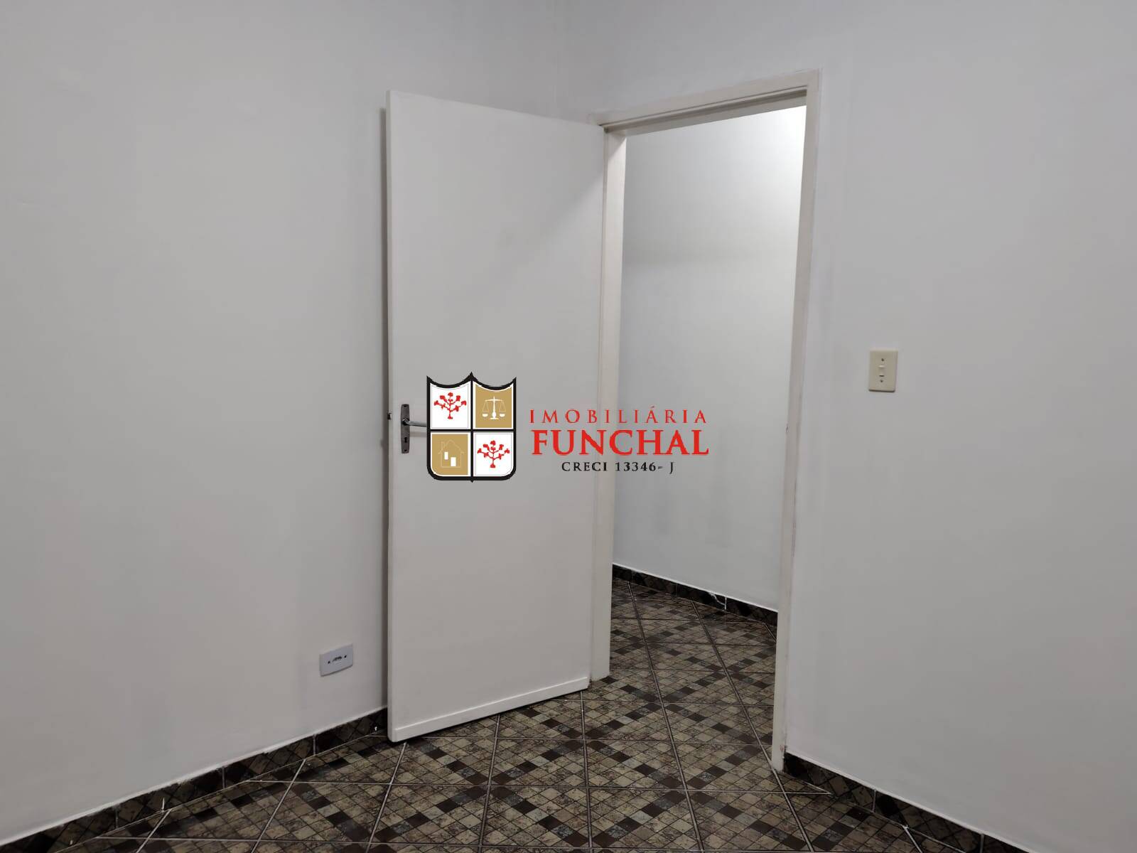 Apartamento para alugar com 2 quartos, 60m² - Foto 7