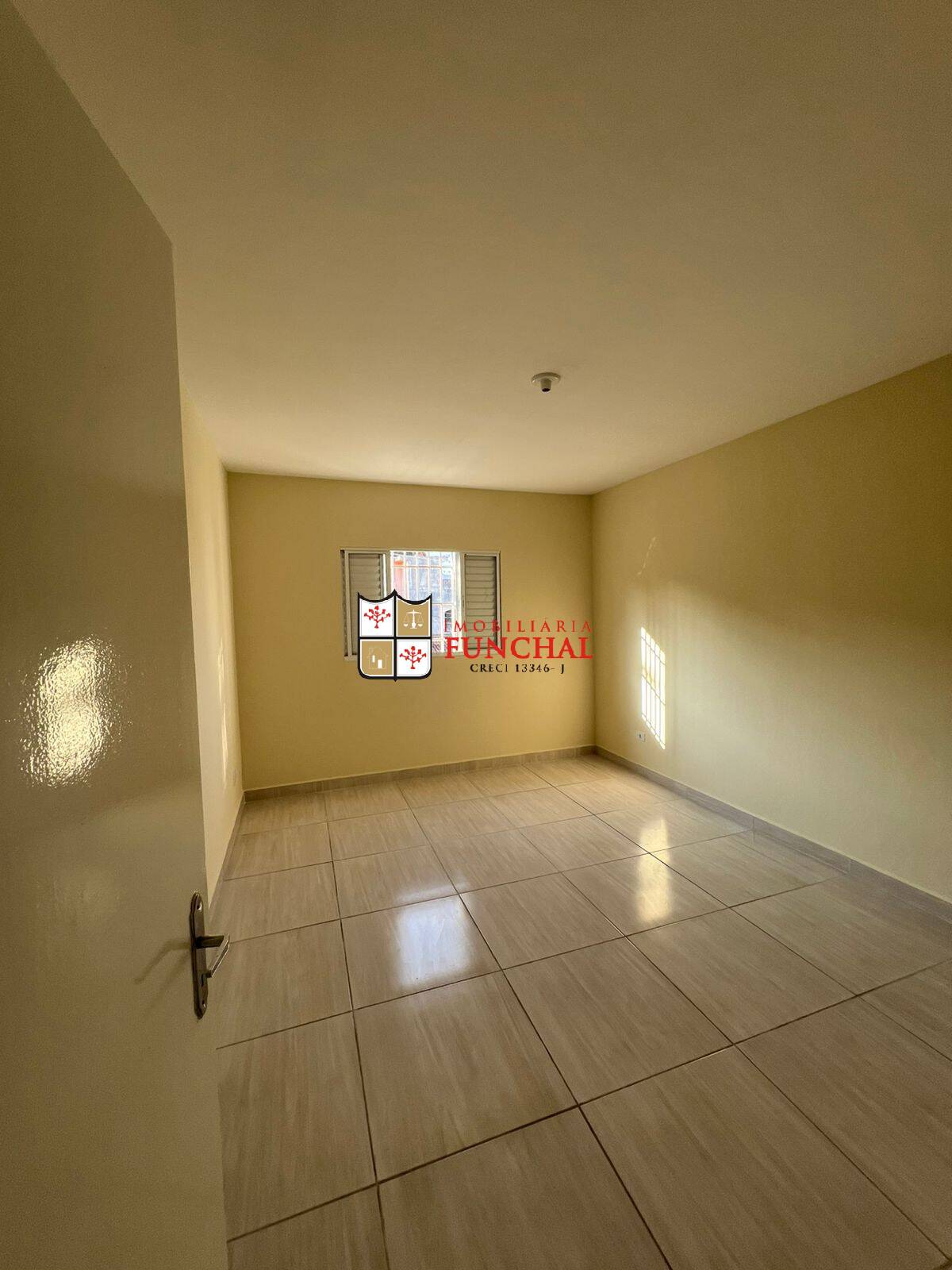 Casa para alugar com 2 quartos, 70m² - Foto 10