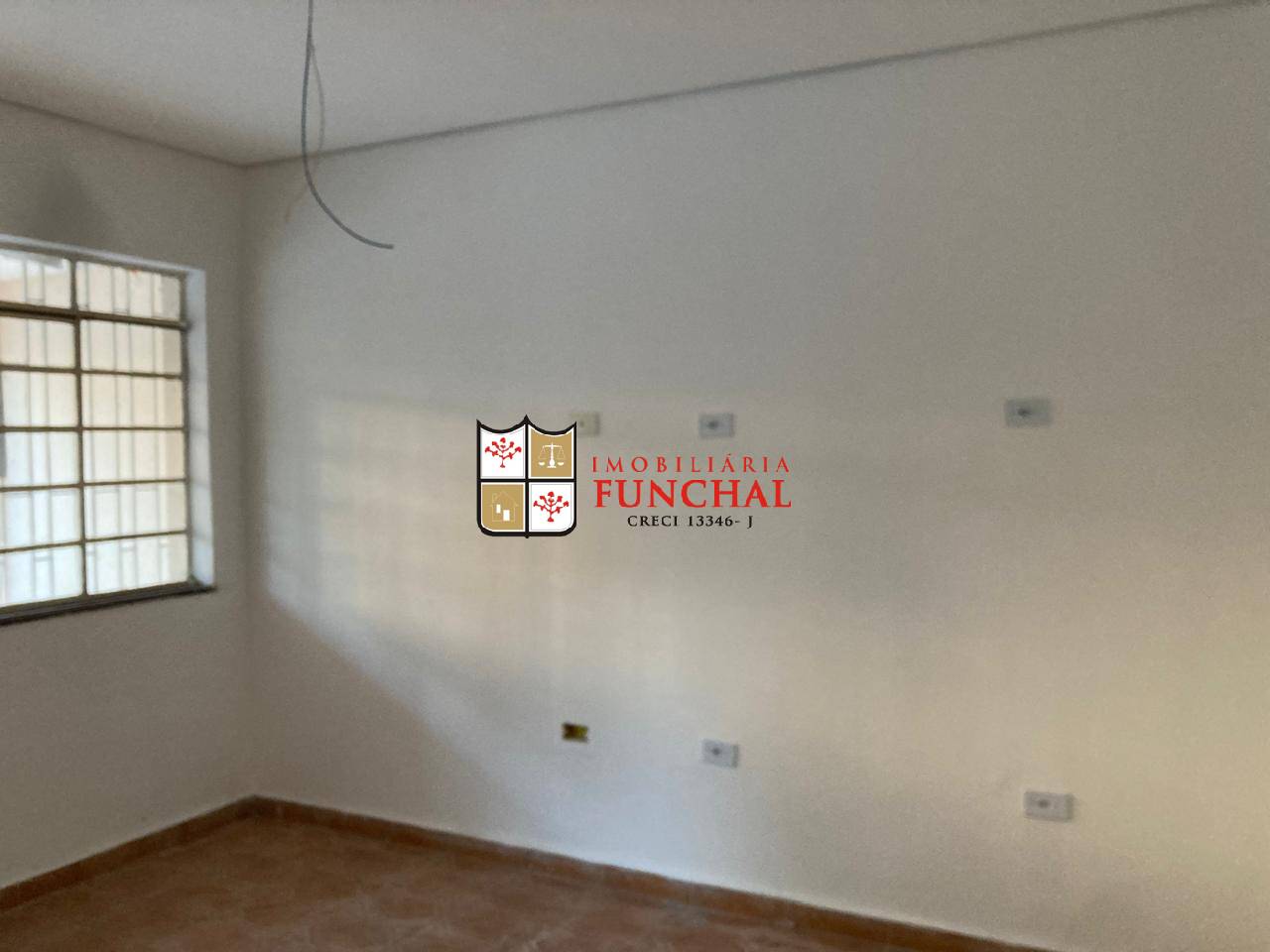 Casa para alugar com 2 quartos, 16m² - Foto 4
