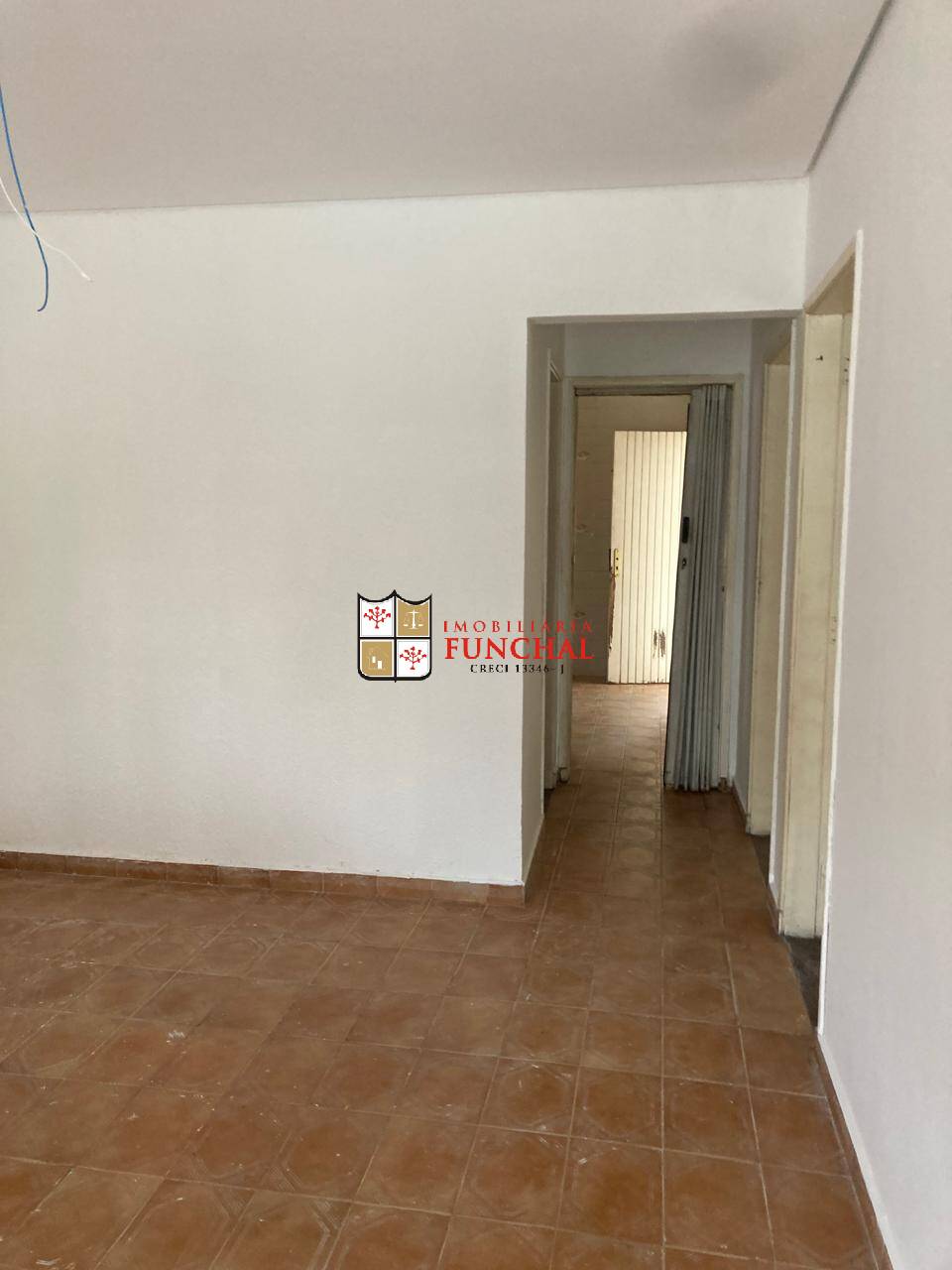 Casa para alugar com 2 quartos, 16m² - Foto 10