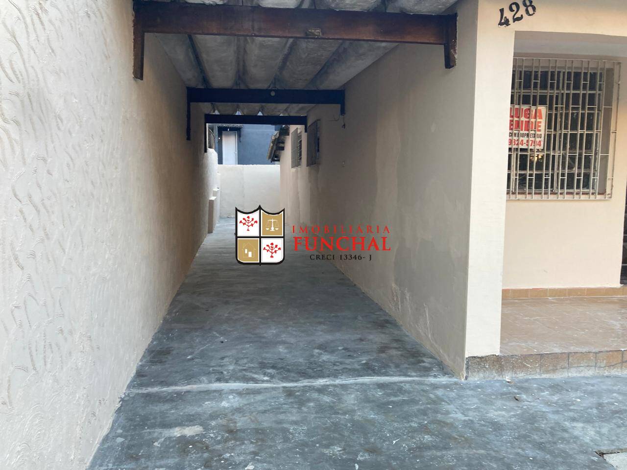 Casa para alugar com 2 quartos, 16m² - Foto 19