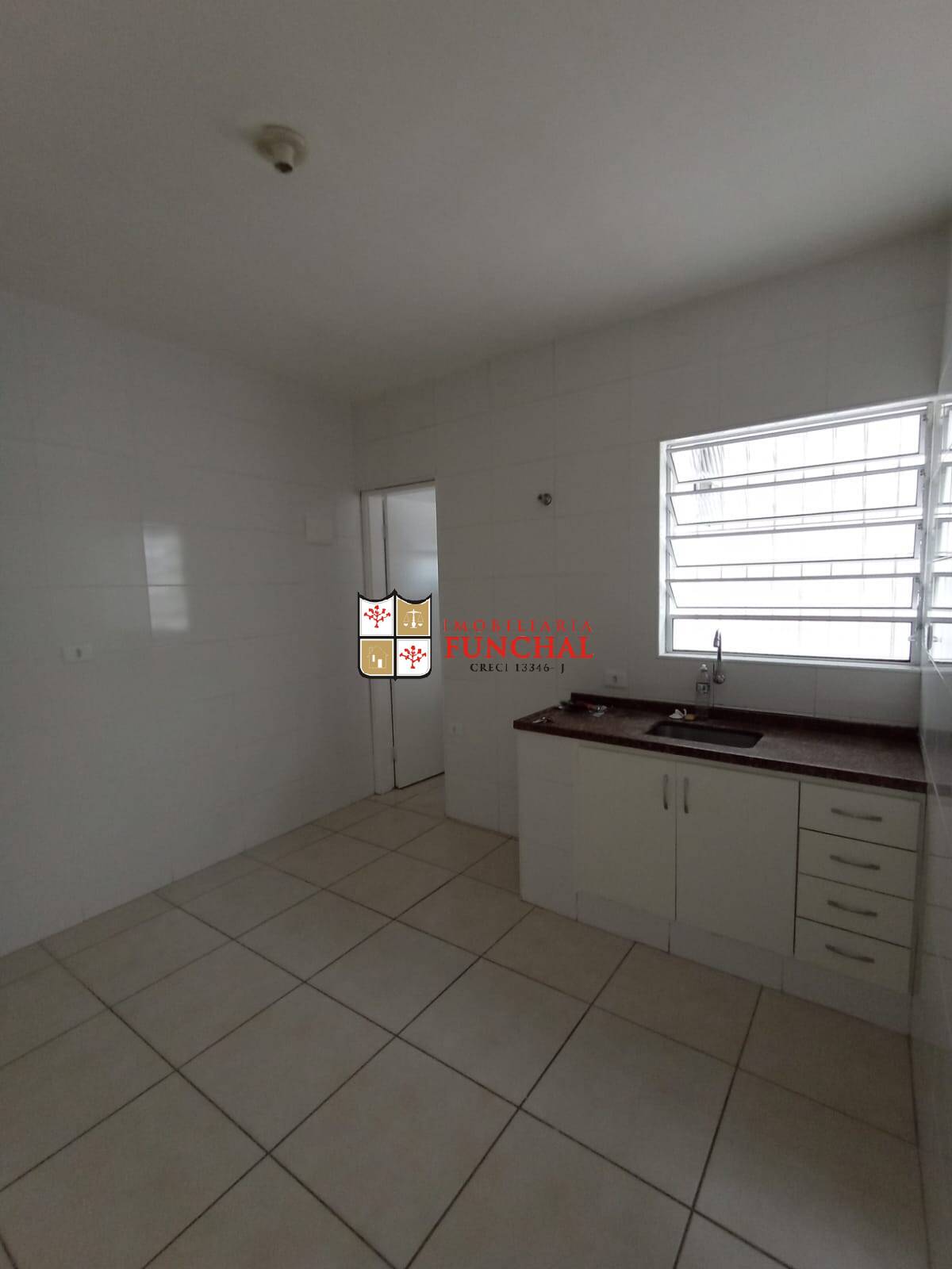 Casa para alugar com 1 quarto, 50m² - Foto 9