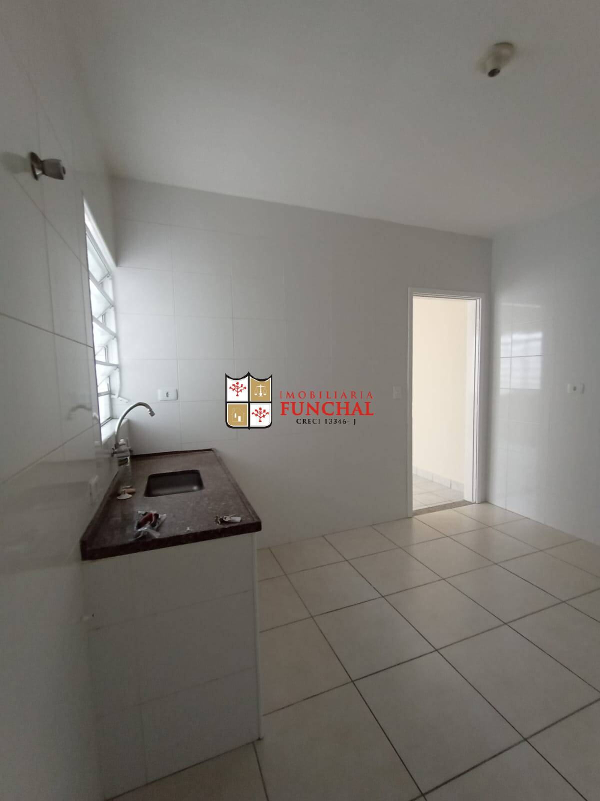 Casa para alugar com 1 quarto, 50m² - Foto 10