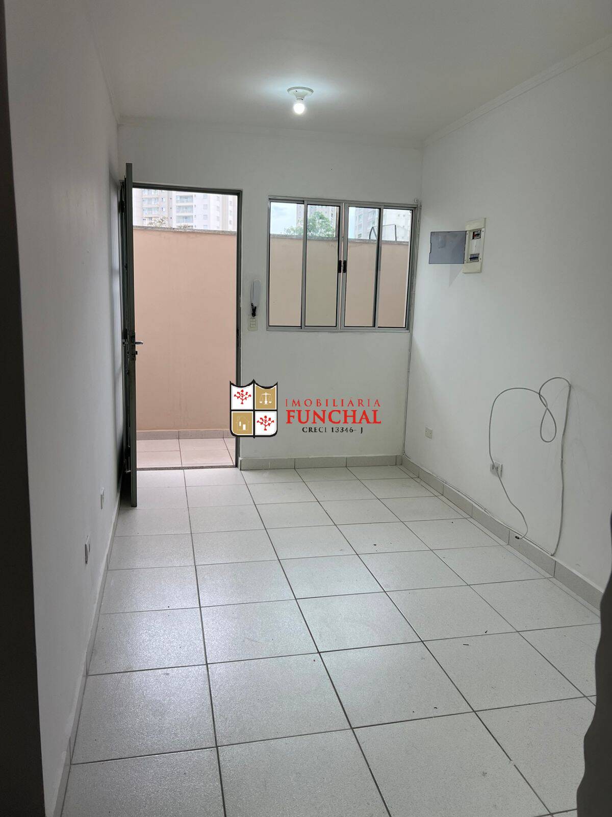 Apartamento para alugar com 2 quartos, 50m² - Foto 3
